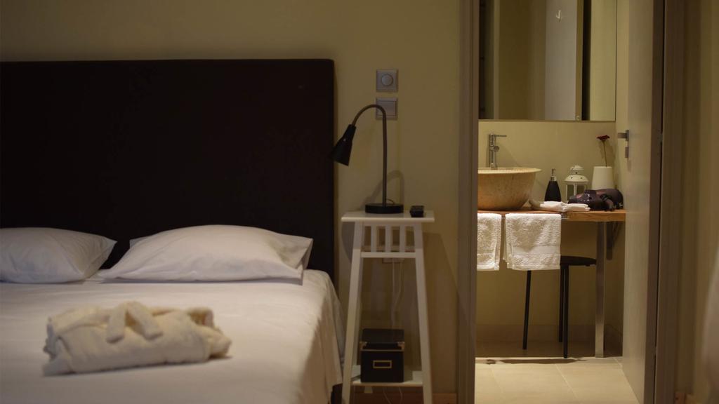 Arahova Pansion Apartment ภายนอก รูปภาพ