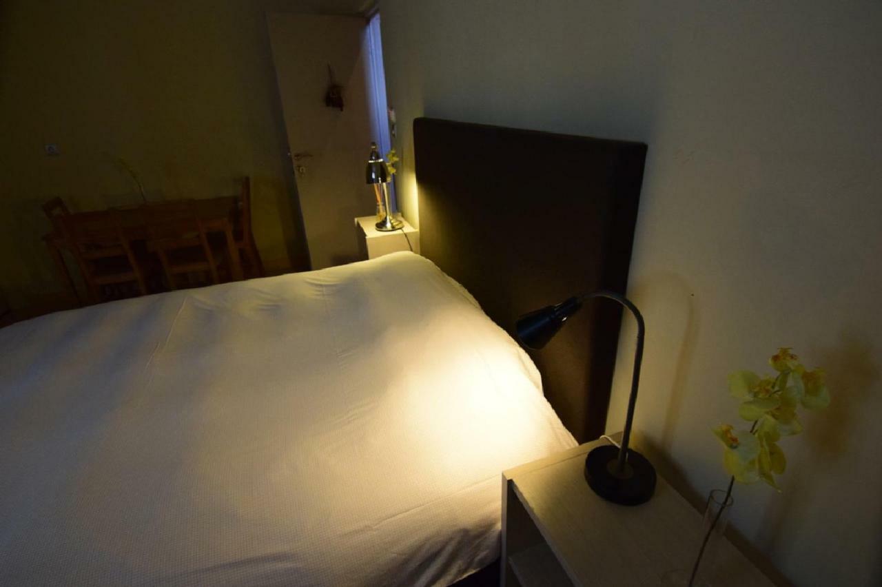 Arahova Pansion Apartment ภายนอก รูปภาพ