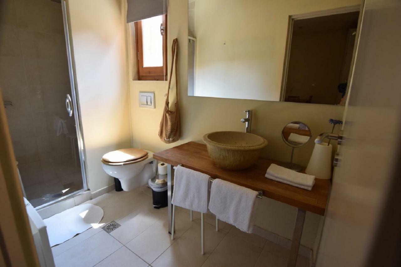 Arahova Pansion Apartment ภายนอก รูปภาพ